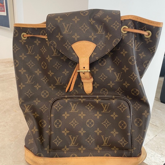 Louis Vuitton Backpack - Picture 4 of 5